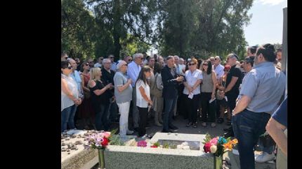 estuvieron presentes la madre del fiscal, Sara Garfunkel, su hermana Sandra, dirigentes de la comunidad judía, el ex secretario de Derechos Humanos de la Nación Claudio Avruj, entre otros.