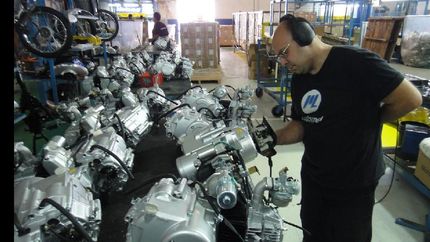 multiples despidos en motomel y sancor