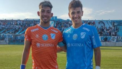 Julián García debutó en el arco de la Primera de Temperley.