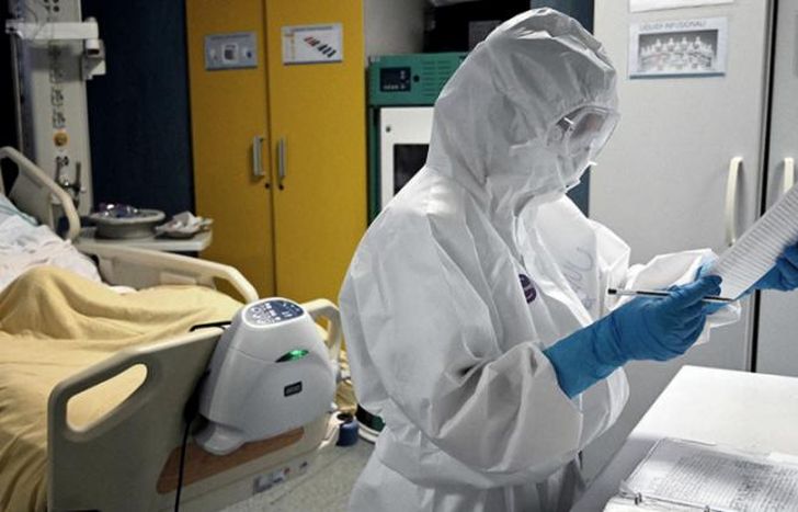 Fallecieron 14 personas por Covid en la Argentina en 24 horas.