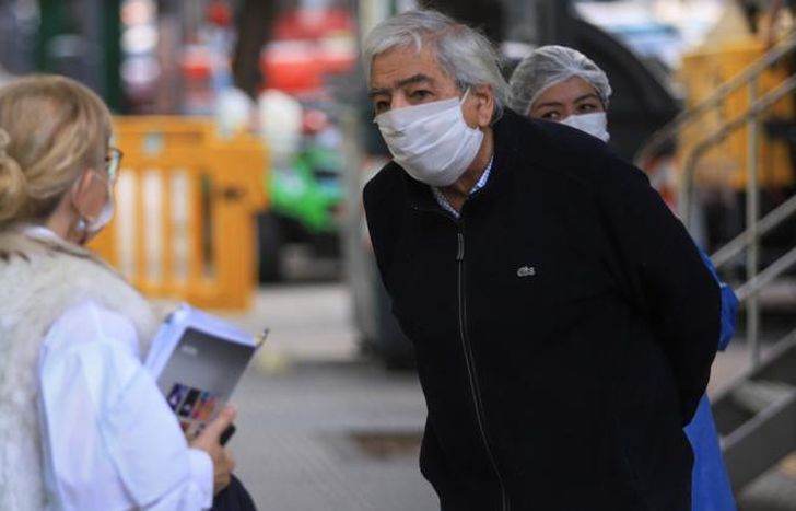 Ya son 894.206 las personas que se infectaron.