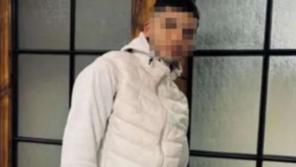 El acusado sigue libre.