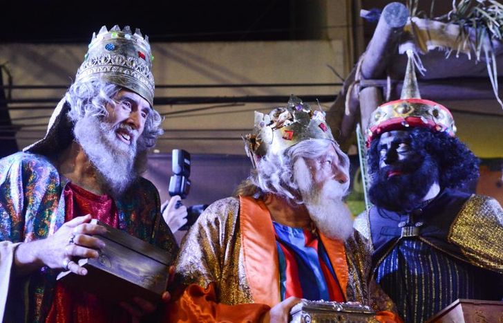 Otro año, otro desfile de Reyes en Lomas. Por Sergio Lapegüe.