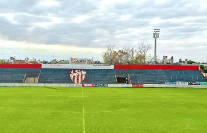 Así luce la Tribuna Denis.