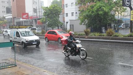 ¿A qué hora llegan las lluvias a Lomas de Zamora?