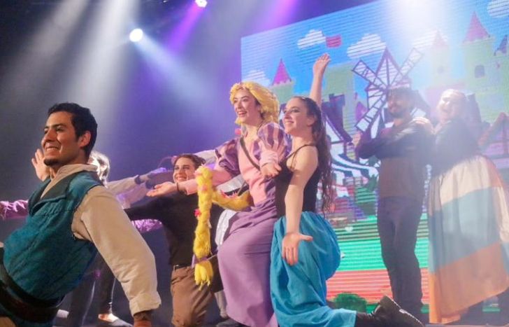 Shows gratuitos en el Teatro del Municipio.