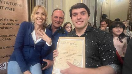 La felicidad de Laureano, junto a sus padres. Un momento que quedará grabado en su memoria.