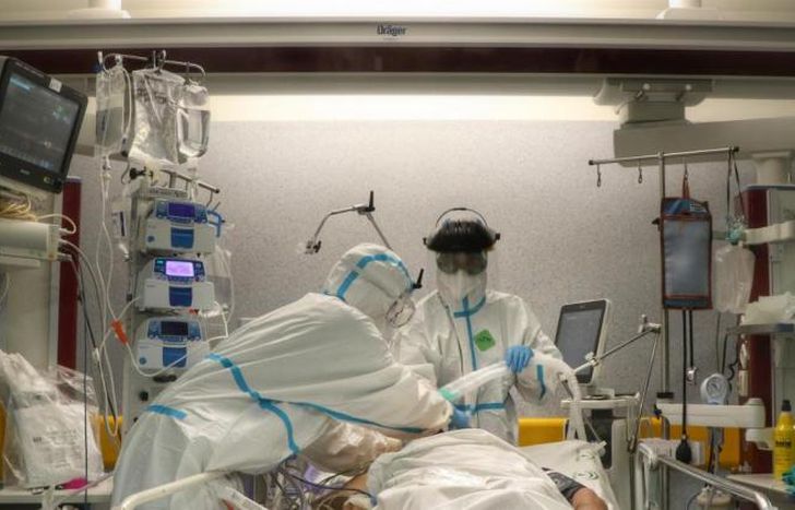 La vacunación fue clave para descomprimir las UTI.