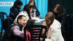 El objetivo es descentralizar la atención médica en Lomas.