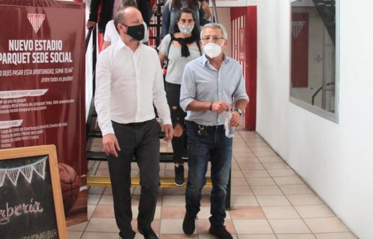 Insaurralde recorrió obras la sede social del Milrayitas.