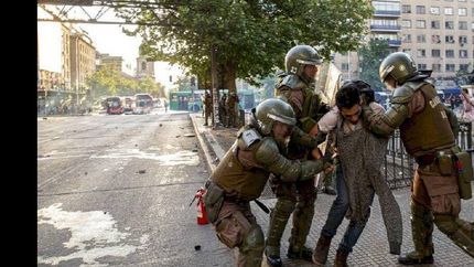 bullrich justifico la represion al pueblo chileno: es una guerra