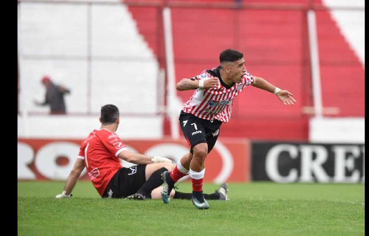 González, que anotó uno de los dos goles del equipo, vuelve al once titular.