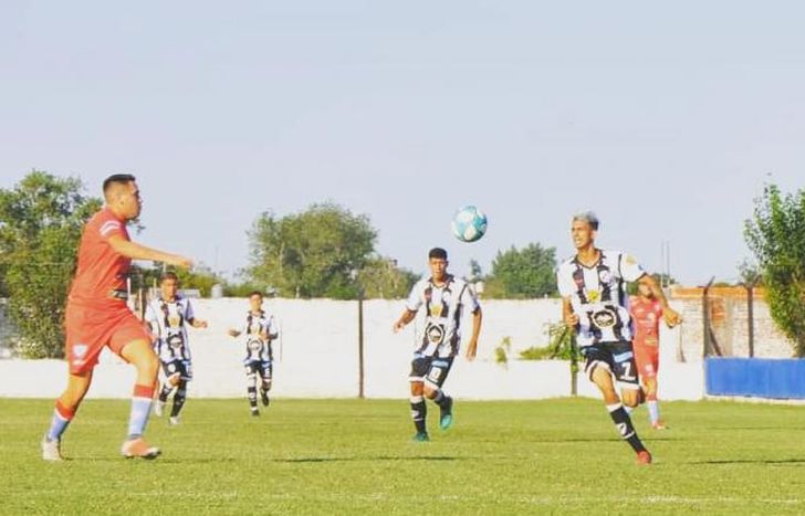 Claypole arrancará visitando a Sportivo Barracas.