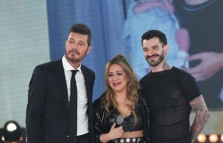 Karina terminó molesta con el teléfono en el SuperBailando.