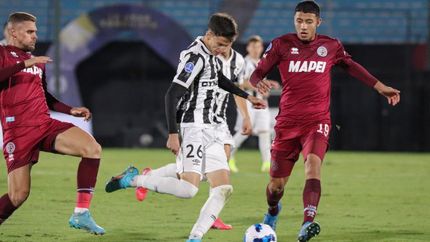 Wagner se filtra entre Pasquini y González.