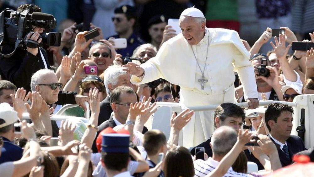 Francisco era un profeta de esperanza, siempre preocupado y ocupado por los desplazados, sostuvo Lugones.