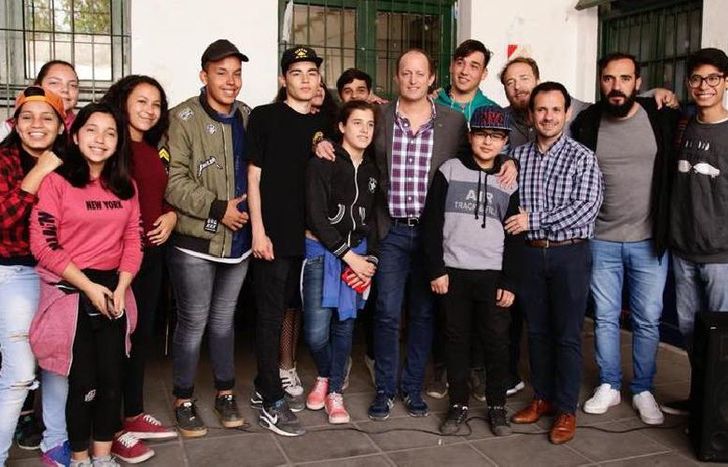 tras visitar la obra del sum, martín compartió la jornada junto a los alumnos, docentes y directivos.