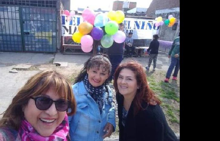 La fundadora de la ONG, Miriam Pedemonti en uno de los festejos anteriores a la pandemia.