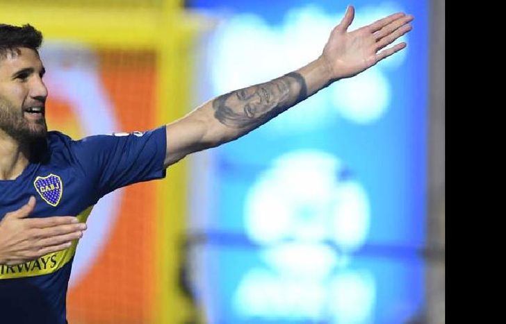 El festejo de Lisandro López, figura y autor del gol del triunfo para Boca.