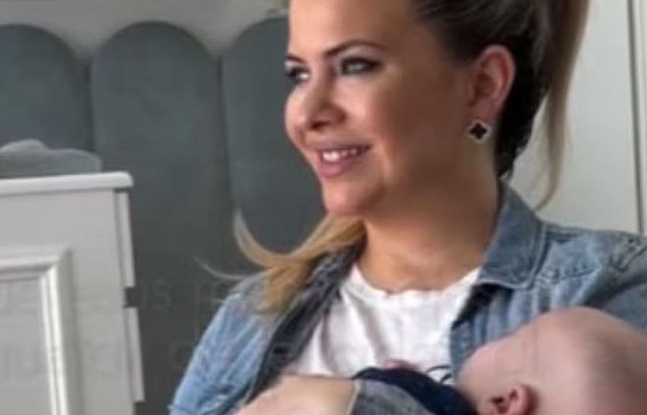 Alejandra Maglietti y su hijo Manu.