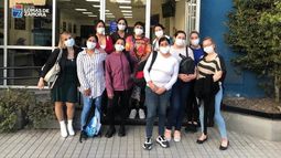 Estudiantes de enfermería realizan sus prácticas en el Hospital de Llavallol.