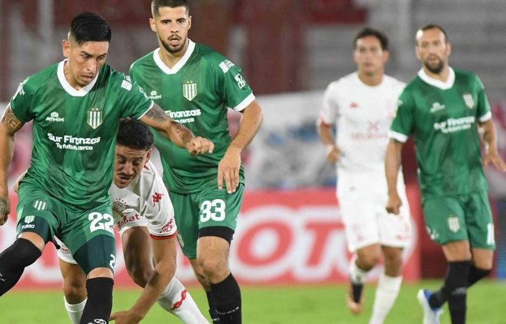 Olivera frustra el intento de Cóccaro.