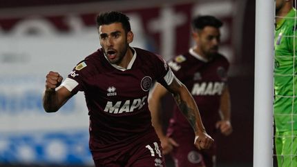 Salvio se desgarró y es una baja sensible en Lanús.
