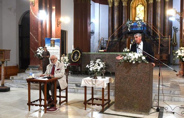 La jornada culminó con una conferencia y una misa en homenaje al Monseñor Schell.