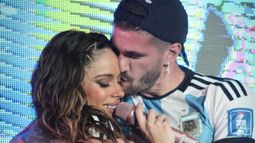 Rodrigo de Paul, en pleno show de Tini Stoessel: Es la mujer de mi vida