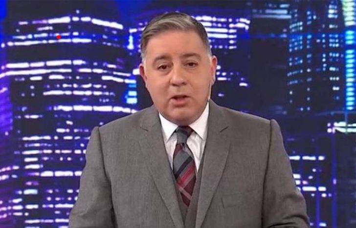 Lo anunció al aire.