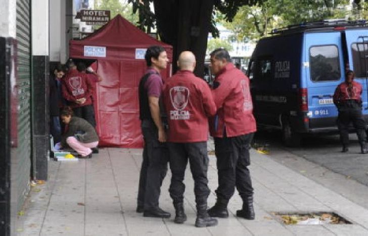 Los atacaron en el interior de un taxi.