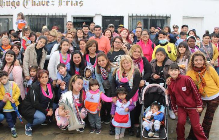 Alumnos, docentes y familias disfrutaron del festejo en Budge.