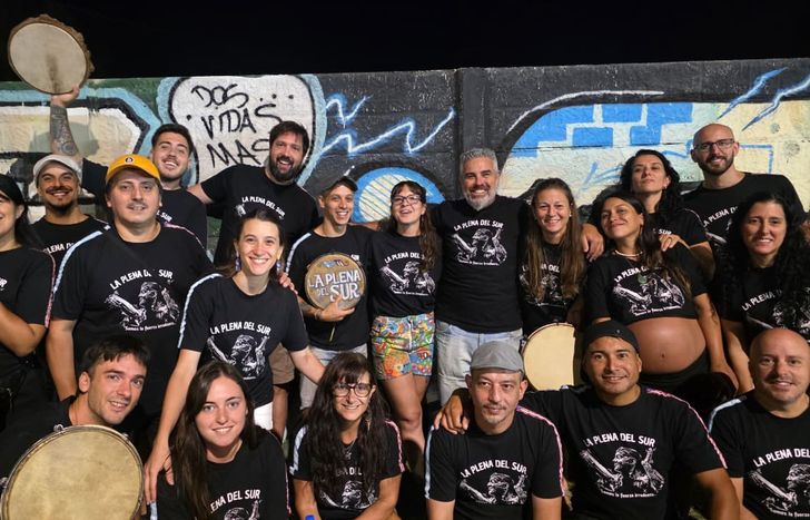 La Plena del Sur fue fundada por Carabajal y es la primera agrupación de plena puertorriqueña del país y de Lomas.&nbsp;