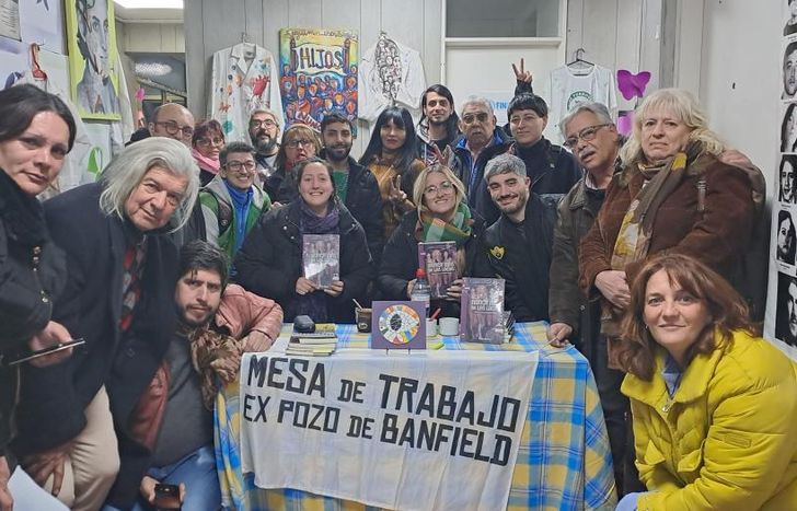 Conversatorio sobre el libro titulado El Nunca Más de las locas.