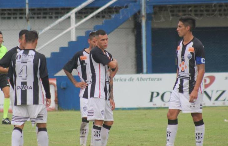El Porvenir cerró con una derrota el Apertura de la C.