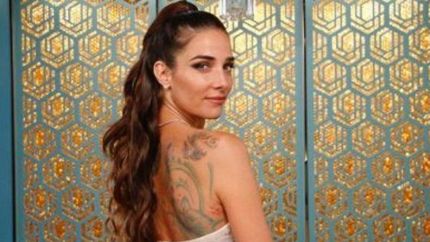 juana viale, con invitados que se las traen