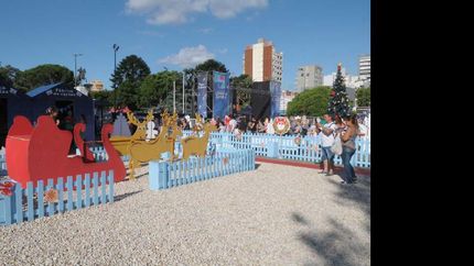 el paseo navideno vuelve a la plaza grigera con multiples atracciones el paseo navideno vuelve a la plaza grigera con multiples atracciones