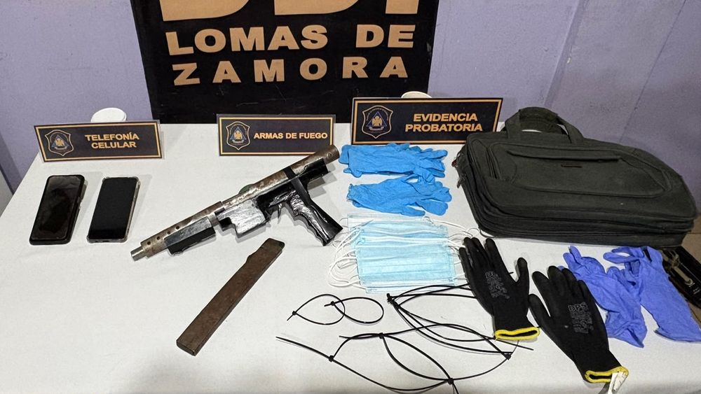 Elementos incautados por la DDI de Lomas de Zamora.