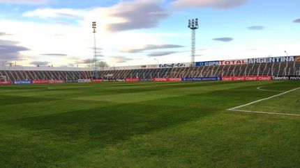 Neuquén será la sede del choque Talleres (RE)-Temperley. Neuquén será la sede del choque Talleres (RE)-Temperley.