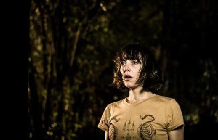 JAZMÍN STUART, EN ESCENA.