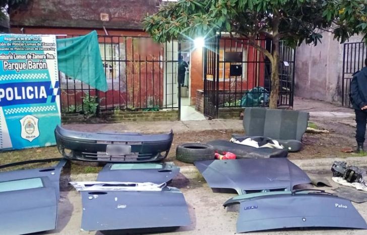 Realizaron cuatro allanamientos en distintos puntos de Lomas.