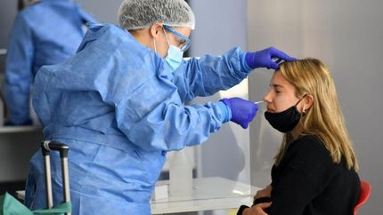 Los testeos del día sumaron 165.124.