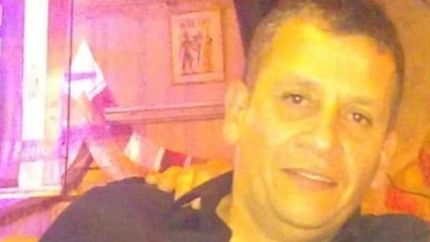 La víctima fue ultimada a tiros, en su puesto de diarios.