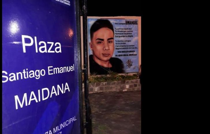 Gracias a una ordenanza municipal la plazoleta lleva el nombre de un joven que fue asesinado.