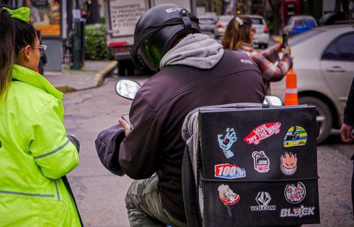 Siguen los controles en distintos puntos de la ciudad.