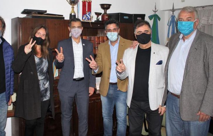 Reunión con militantes y referentes peronistas de Lanús.