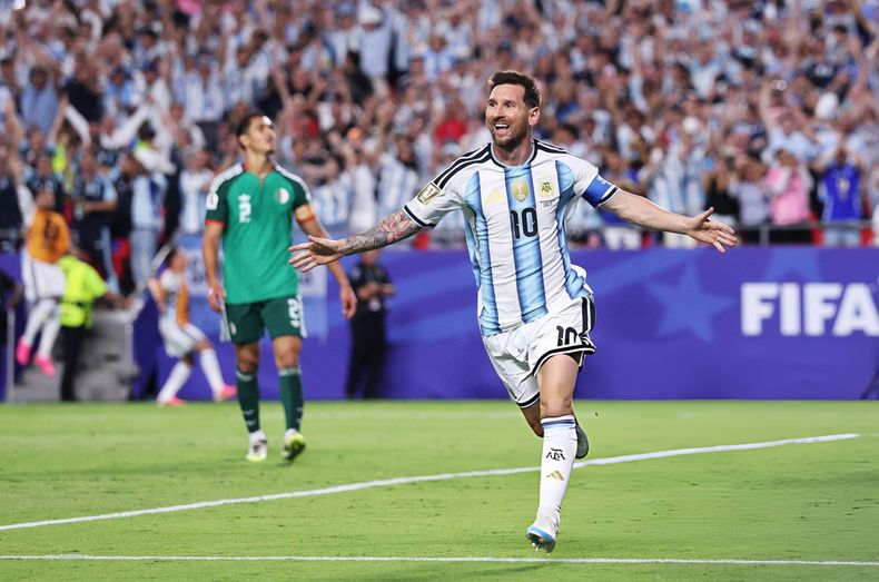 Lionel Messi brilló y la Selección Argentina tuvo un debut soñado.