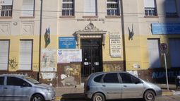 Ya no es obligatorio el uso de barbijo al aire libre en escuelas.