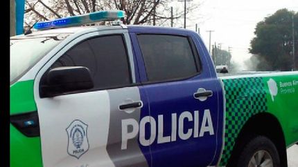 el hecho sucedió en una parada del colectivo y fue captado por las cámaras de seguridad.