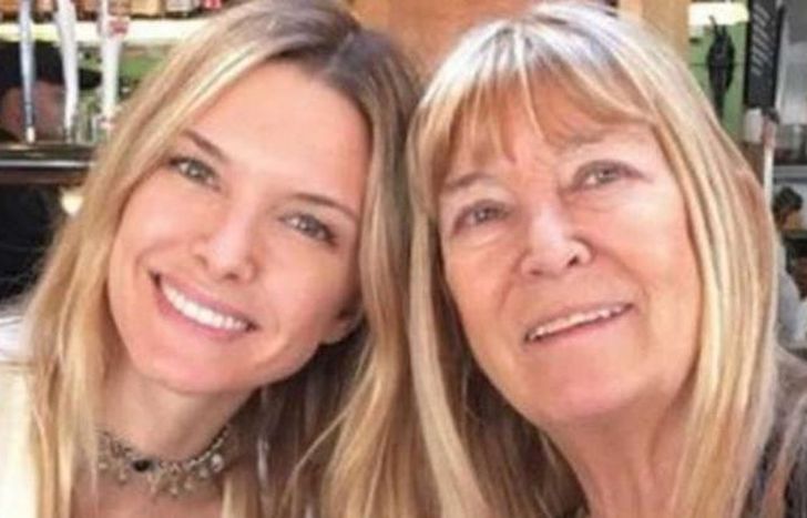 Junto a su mamá, que no pudo contra el cáncer.